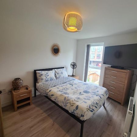 Lovely New Home In Manchester Close To Manchester City Fc Room photo